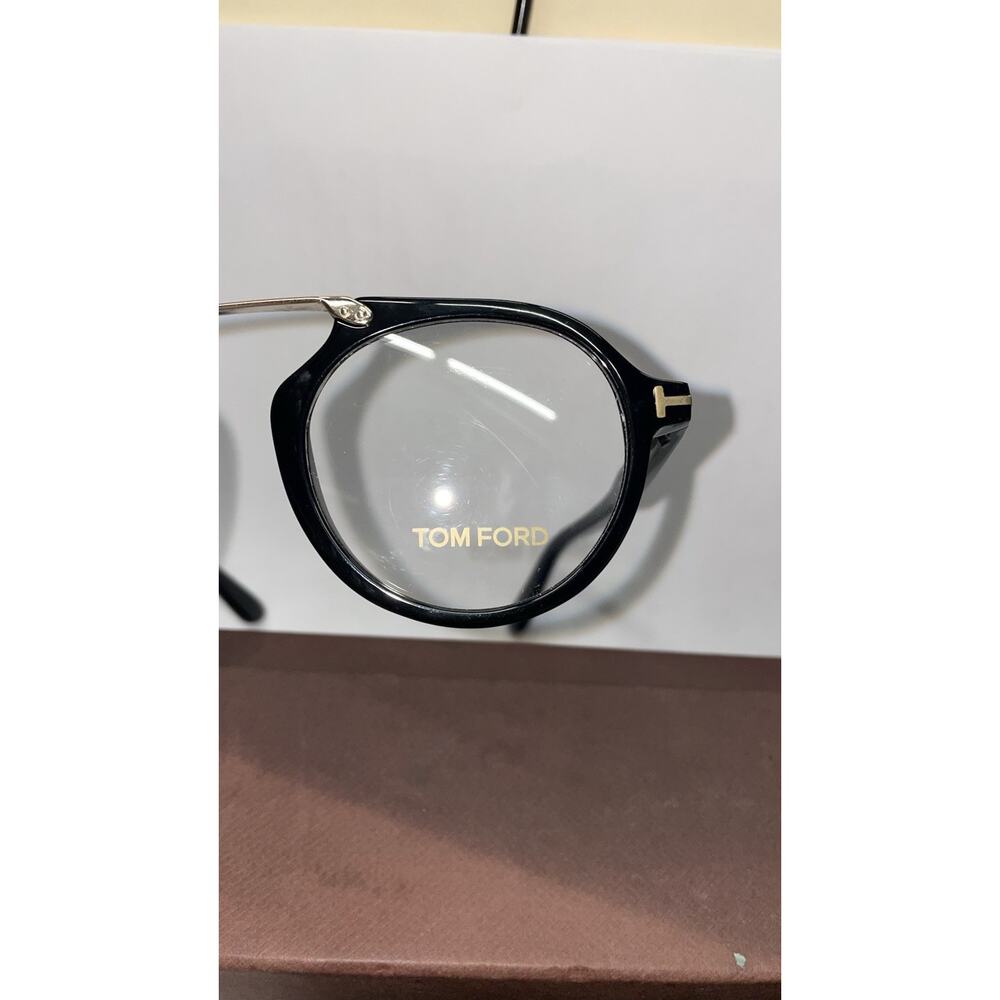 TOM FORD FRAMES WITH BOX, CASE, ACCESSORIES. RARE! - Picture 3 of 11